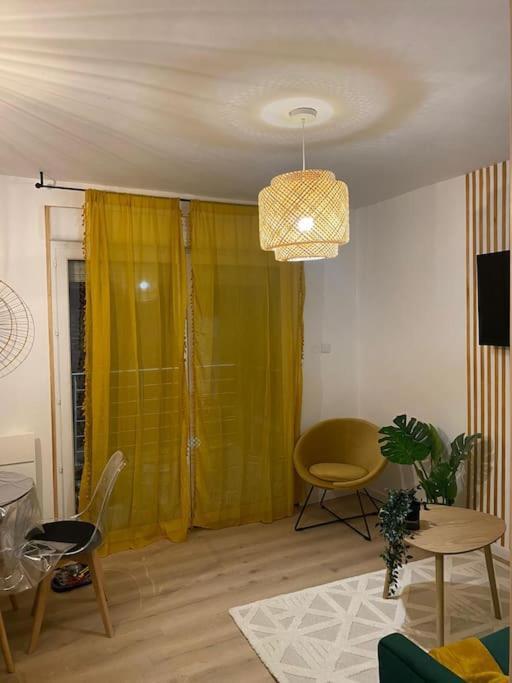 Appartement Standing Хавър Екстериор снимка